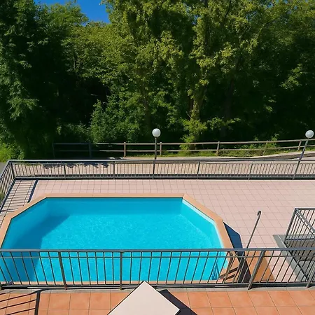 Alto Terrazzo Lejlighed